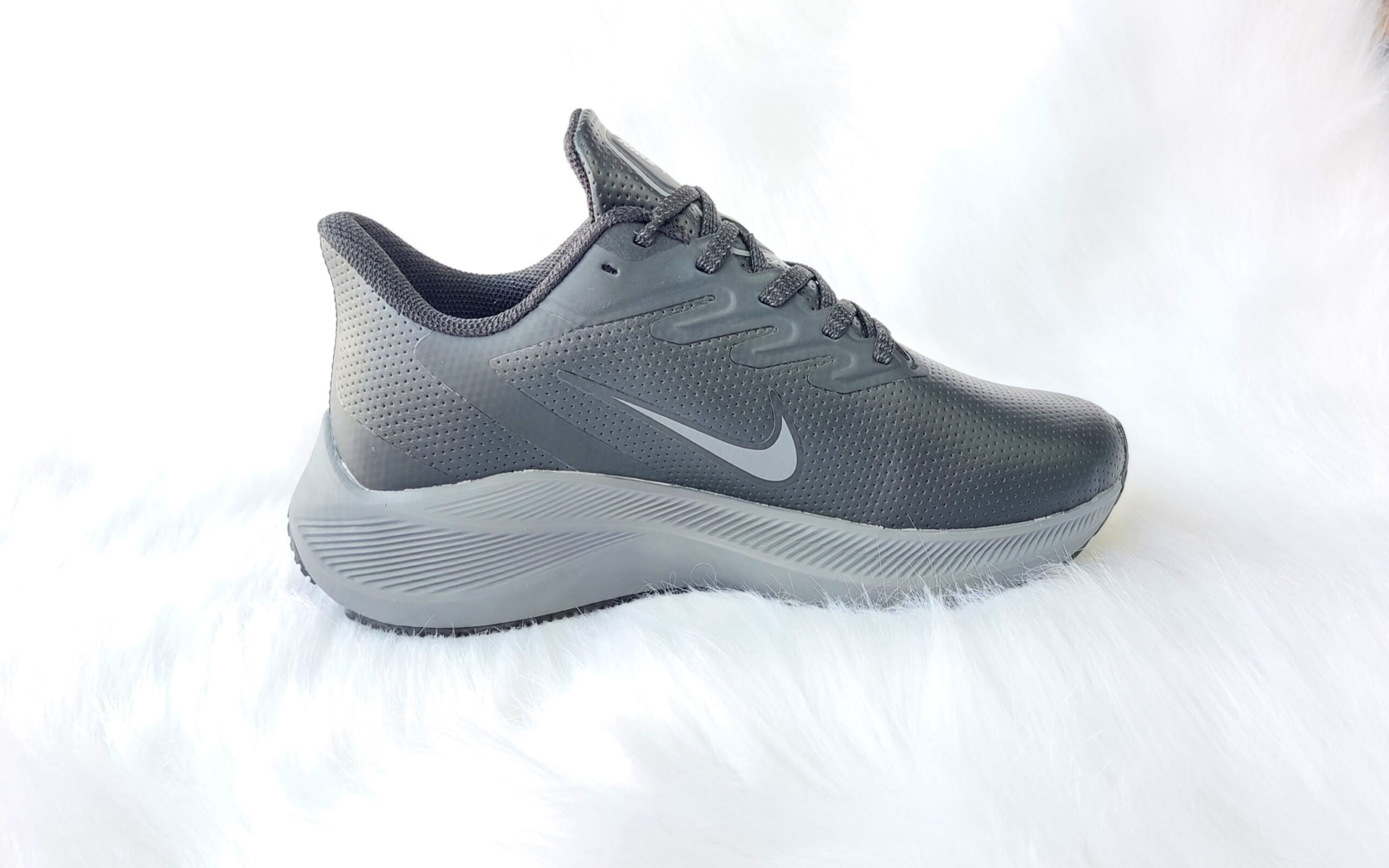 NIKE 19 (2)